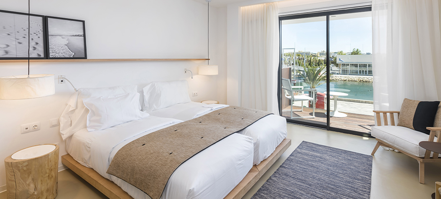 <br />
<b>Notice</b>: Array to string conversion in <b>/home/sonelhotels/avenidarestaurante.pt/includes/hotel.php</b> on line <b>10</b><br />
<br />
<b>Notice</b>: Undefined variable: Array in <b>/home/sonelhotels/avenidarestaurante.pt/includes/hotel.php</b> on line <b>10</b><br />